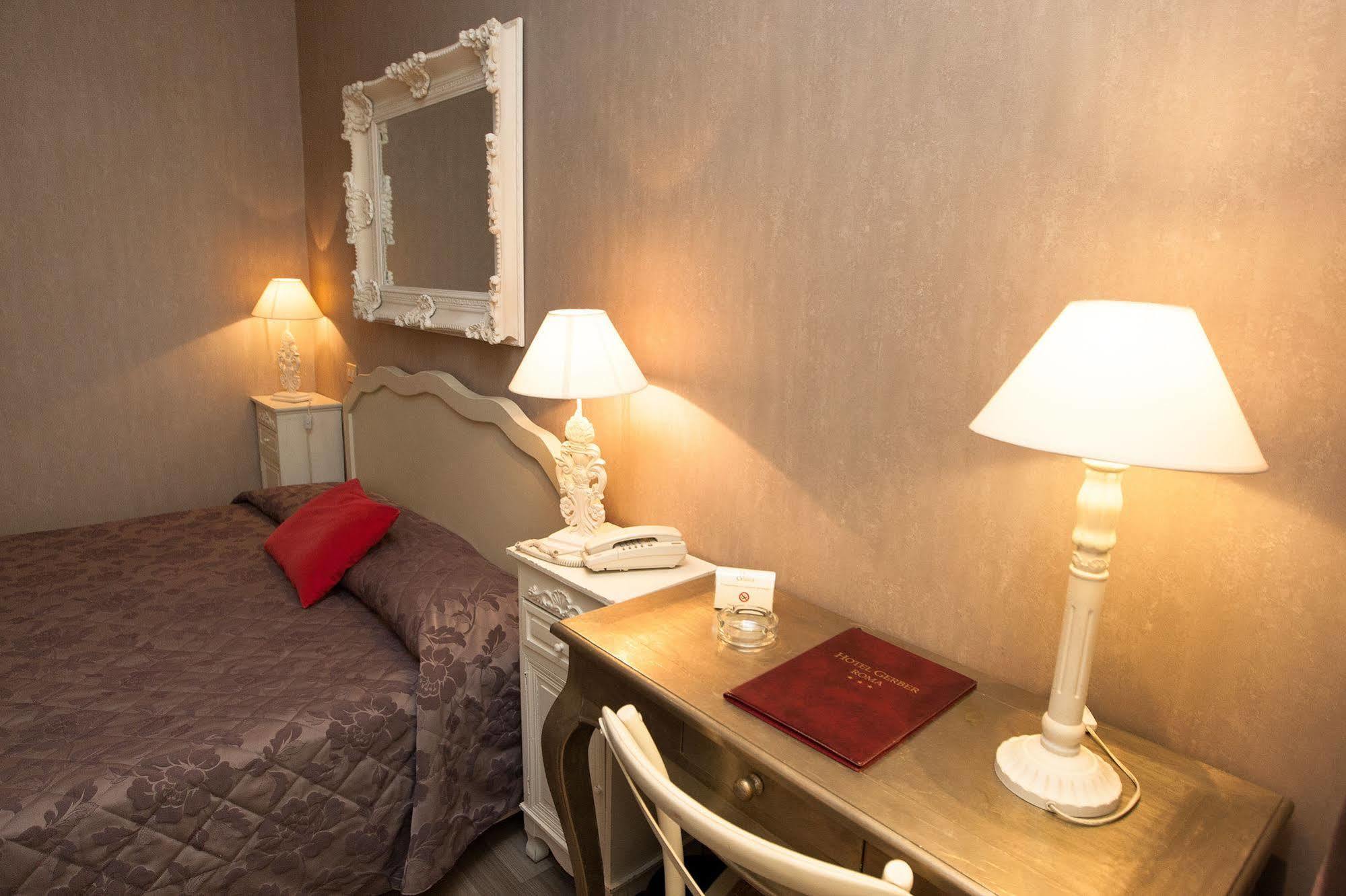 Hotel Gerber ローマ エクステリア 写真